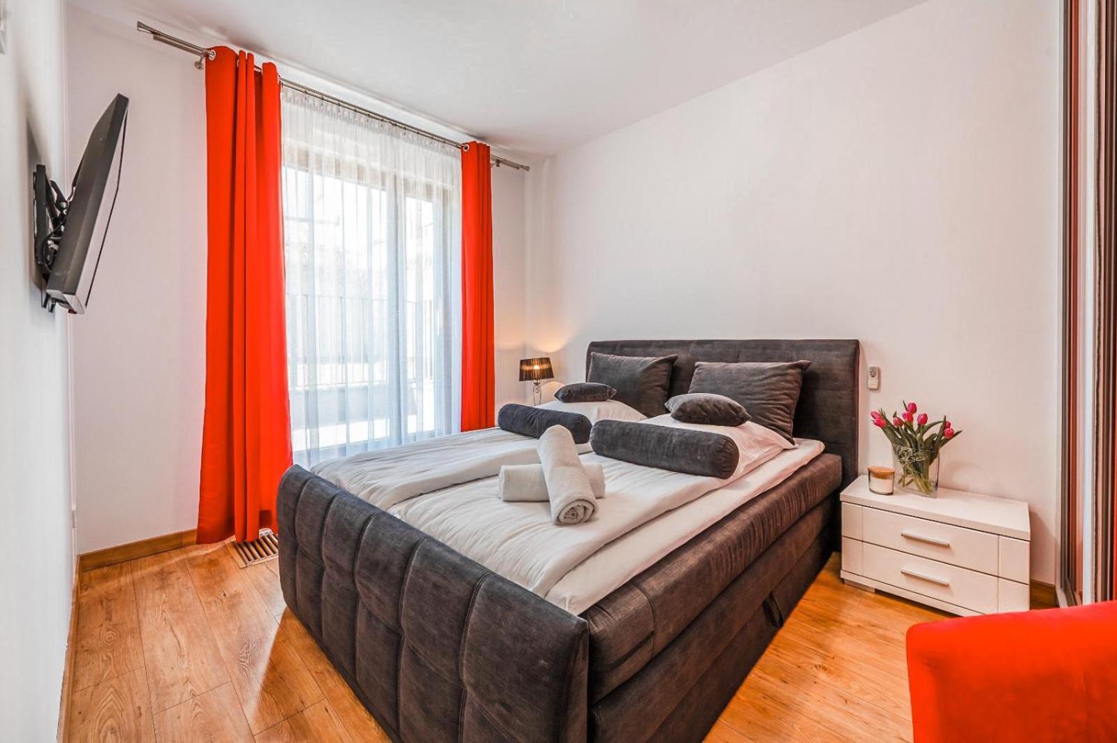 شقة Katania Moxy Te&Am Cracow كراكوفيا المظهر الخارجي الصورة