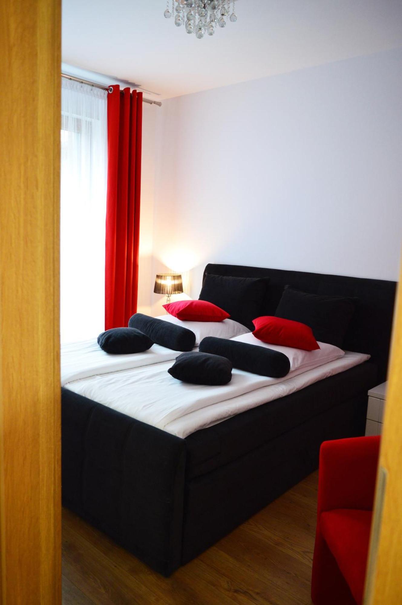 شقة Katania Moxy Te&Am Cracow كراكوفيا المظهر الخارجي الصورة